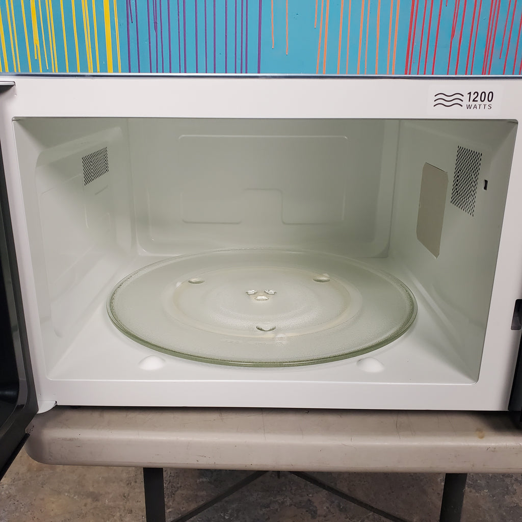 Pictures of Stainless Steel GE. 2.2 cu. ft. Countertop Microwave Oven with Inverter Defrost Technology- Open Box - Neu Appliance Outlet - Discount Appliance Outlet in Austin, Tx