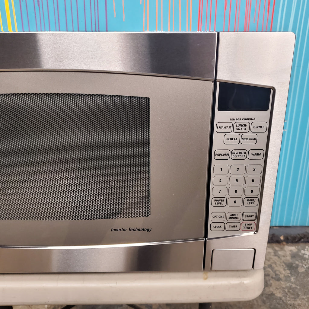 Pictures of Stainless Steel GE. 2.2 cu. ft. Countertop Microwave Oven with Inverter Defrost Technology- Open Box - Neu Appliance Outlet - Discount Appliance Outlet in Austin, Tx