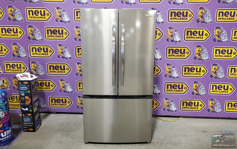 Buying a refrigerator at an outlet
