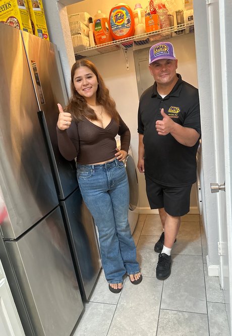 Neu delivery & install team