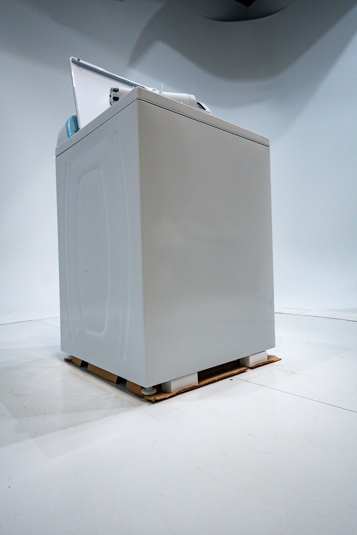 End the Laundry Debate: Whirlpool 2-in-1 Washer | WTW4957PW