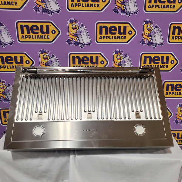 Bertazzoni 36 Inch Wall Mount Range Hood with 3-Speed Blower 600 CFM, Electronic Controls, 2 Halogen Lights, European Baffle Filters, and Heritage Series Handle 1119399 - K36HERTX - Open Box