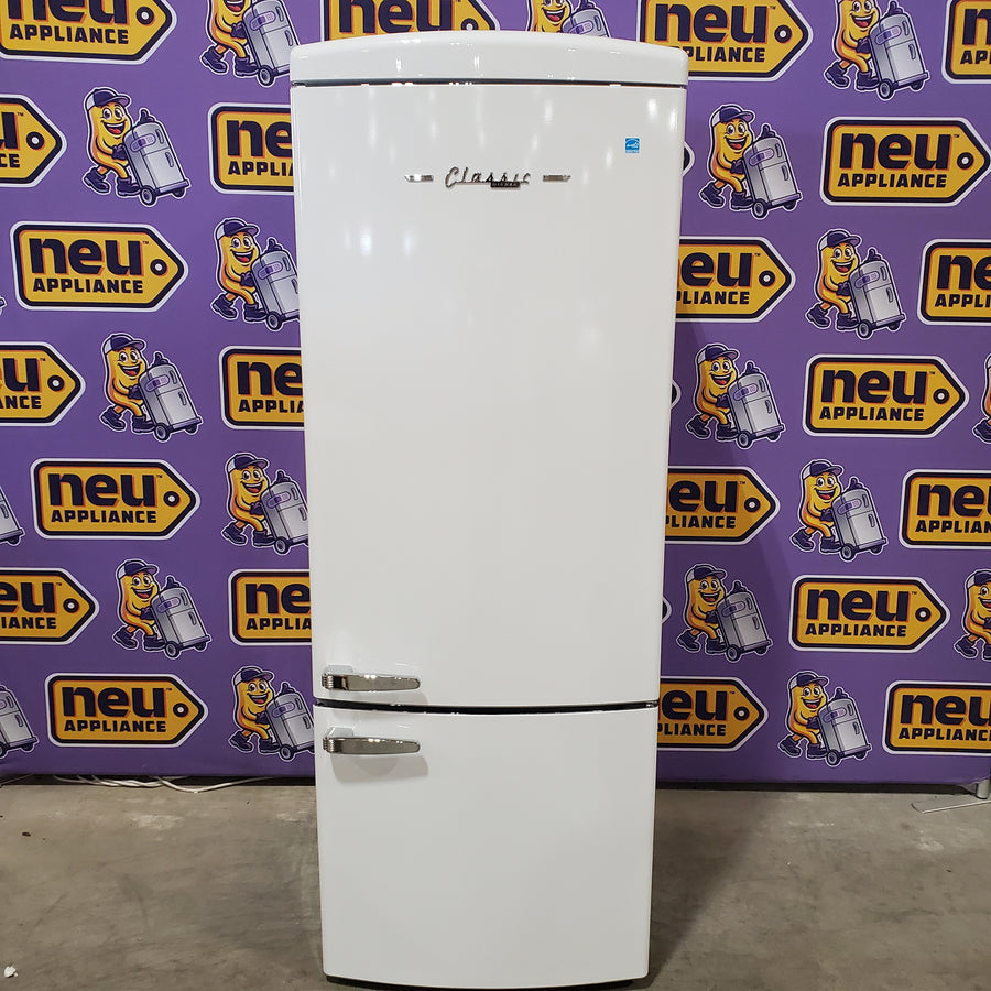 Classic Retro 28 in. 16.7 cu. ft. Frost Free Bottom Freezer Fridge in Marshmallow White, Energy Star UNQ-455LWAC - Open Box