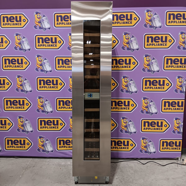 Bertazzoni 18" Dual Zone Wine Cooler Column with 52 Bottle Capacity, 12 Wooden Racks, UV Light-Shielding Glass Window, LED Lights and Digital Touch Controls 11113128 - REF18WCPIXR - Open Box