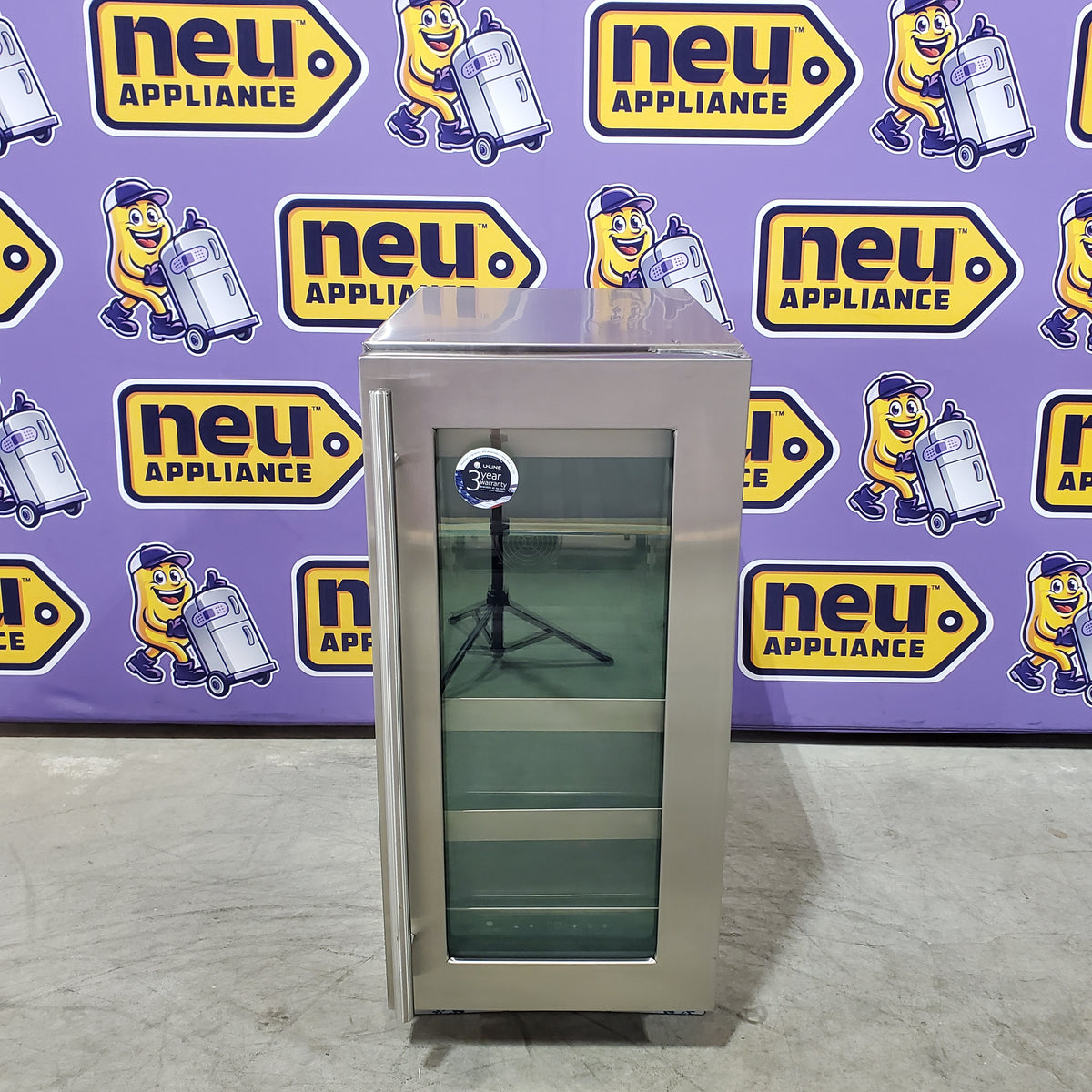 U-Line 5 Class 72-Can Beverage Cooler in Stainless Steel UHRE515-SG01A - Scratch & Dent (Minor)