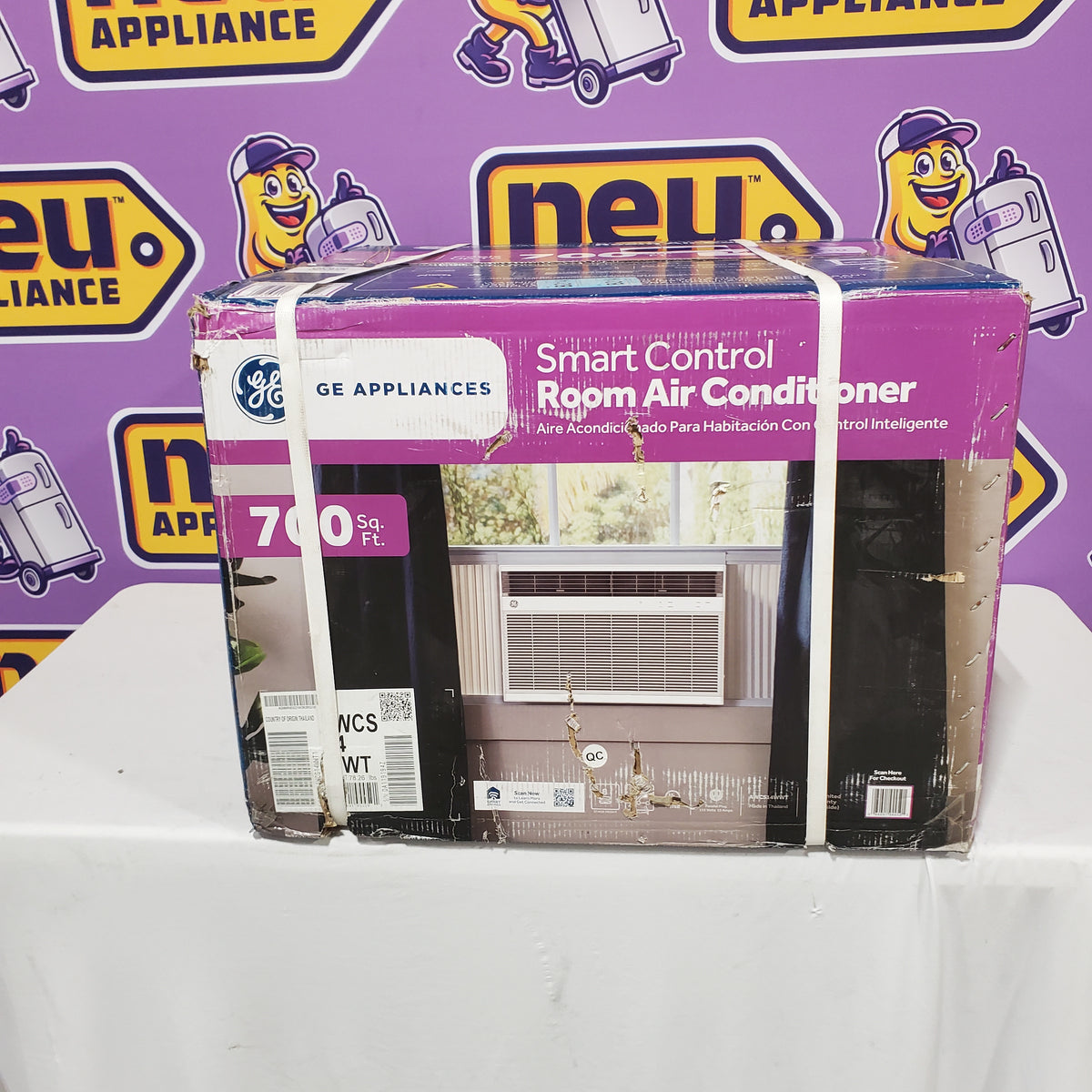 GE 14,000 BTU Smart Window Air Conditioner for 700 sq. ft. in White with Wi-Fi and Remote AWCS14WWT - New in Box