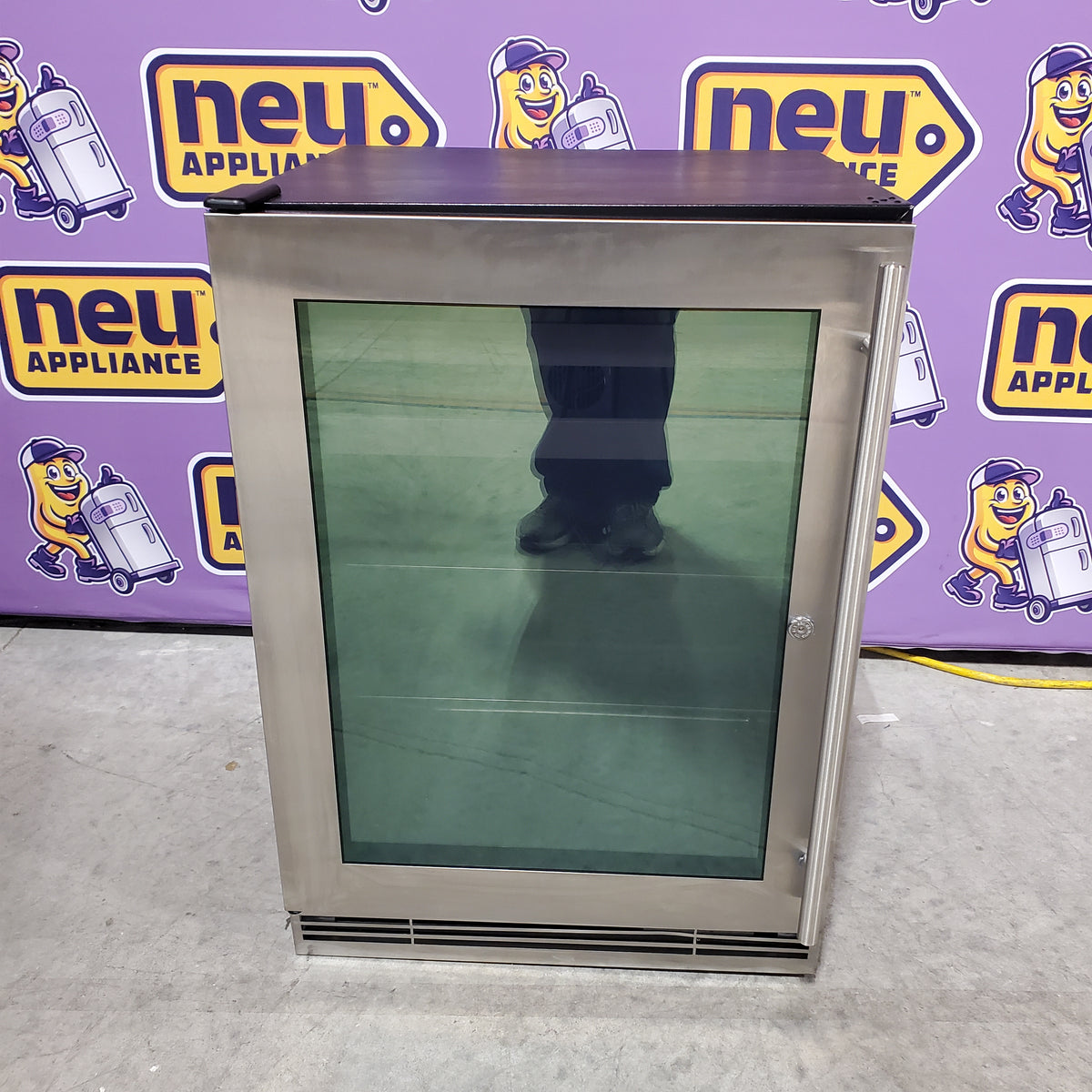 U-Line 5.5 cu ft 48-750ml Bottle Wine Refrigerator with Lock in Stainless Steel UHWC124-SG31A - Open Box