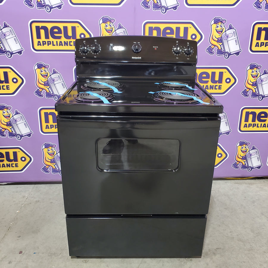 Hotpoint 30-in 4 Burners 5.0-cu ft Freestanding in Black RBS330DR4BB - Scratch & Dent (Minor)