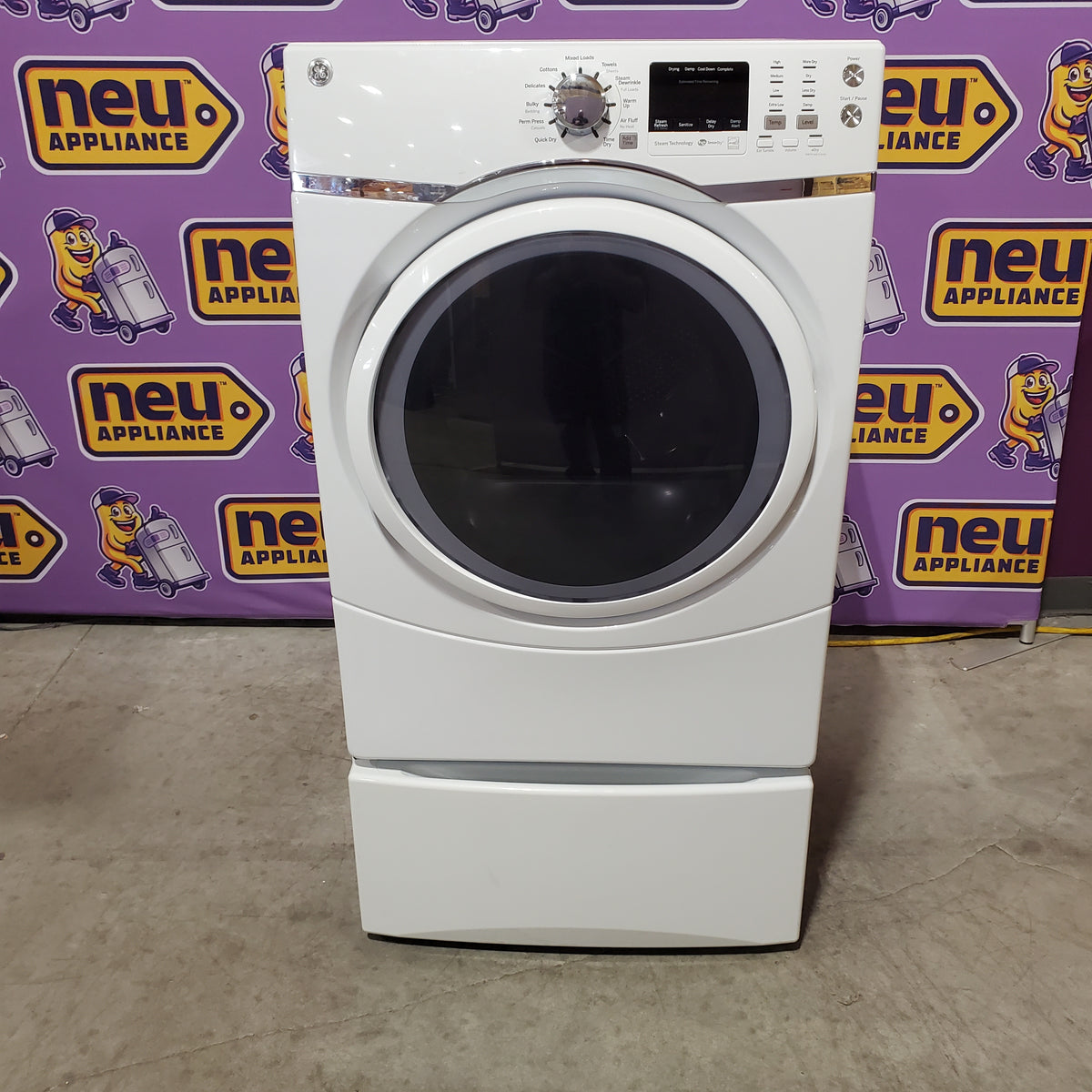 GE® 7.5 cu. ft. Capacity Front Load Electric Dryer with Steam in White GFD45ESSMWW - Certified Refurbished