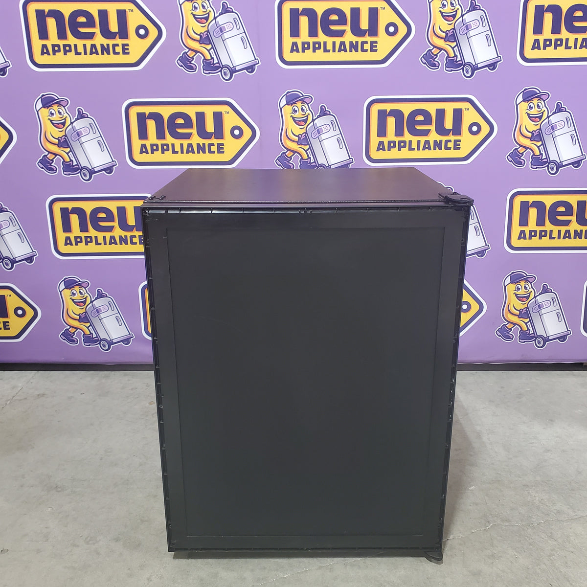 U-Line 24 Inch Compact Refrigerator with 5.3 cu. ft. Capacity, 4 Chrome Plated Wire Shelves, Convection Cooling System, Digital Touch Pad Control, Reversible Door Swing, Door Lock, ADA Compliant, and Sabbath Mode U-ADA24RINT - Open Box