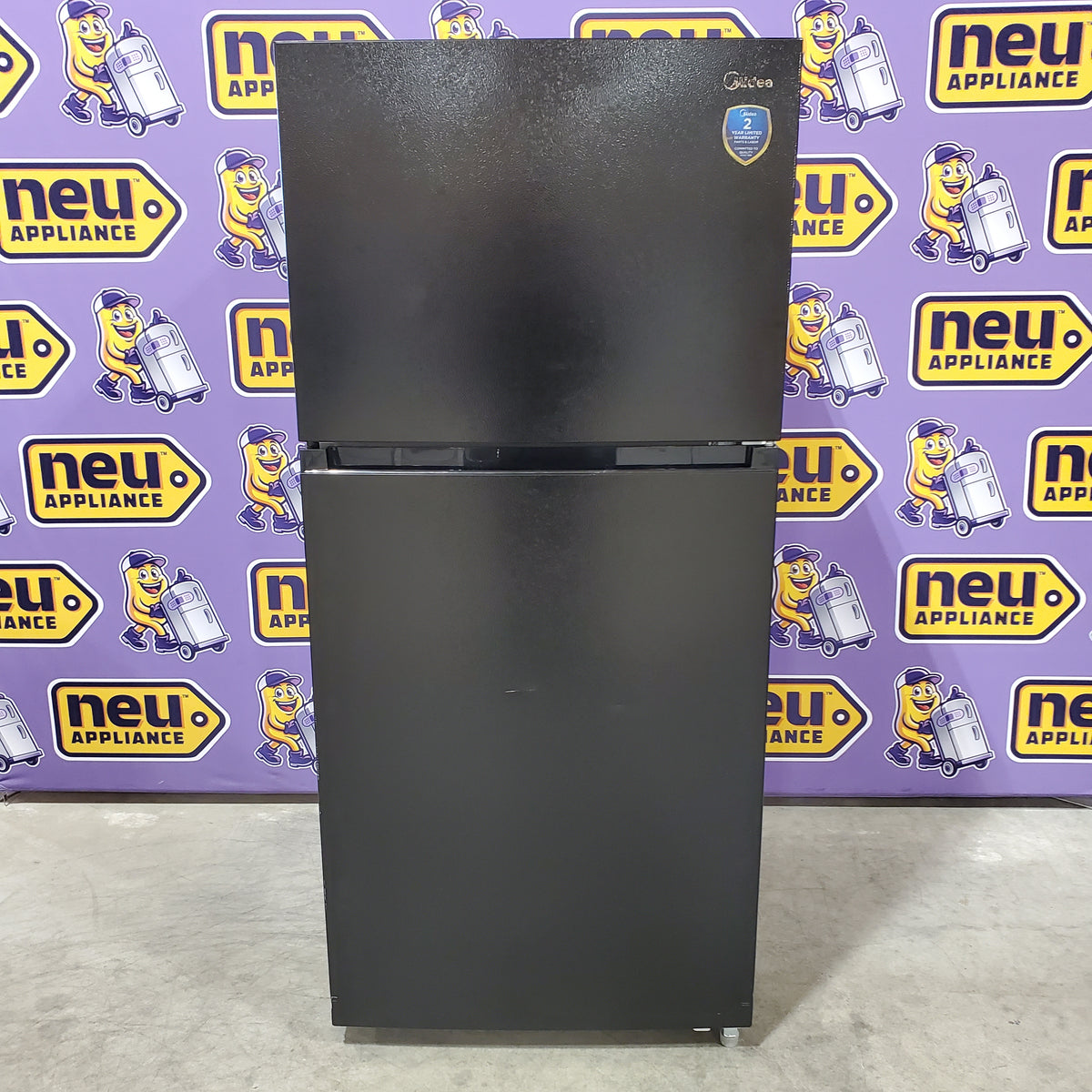 Midea 21 cu. ft. Garage Ready Top-Freezer Refrigerator in Black MRT21D3BBB - Scratch & Dent (Moderate)