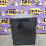 Hotpoint 24-in Front Control Built-in Dishwasher, 60-Decibel in Black HDF330PGRBB - Scratch & Dent (Moderate)