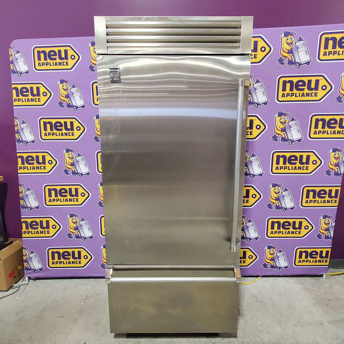 Hestan Built-In Bottom Freezer Refrigerator with Top Compressor, EvenFlow Air Circulating Technology™, Dual Variable Speed Compressors, and FreshZone™ KRPL36 - Open Box