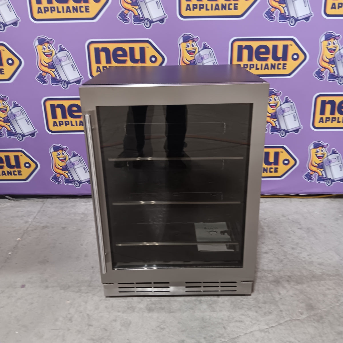 Elica 24 Inch Beverage Center with 4.8 Cu. Ft. Capacity, Slide Out Shelves, UV Coated Double Panel Glass Door, Temperature/Humidity Sensors, and Sabbath Mode EBS51SS1 - Open Box