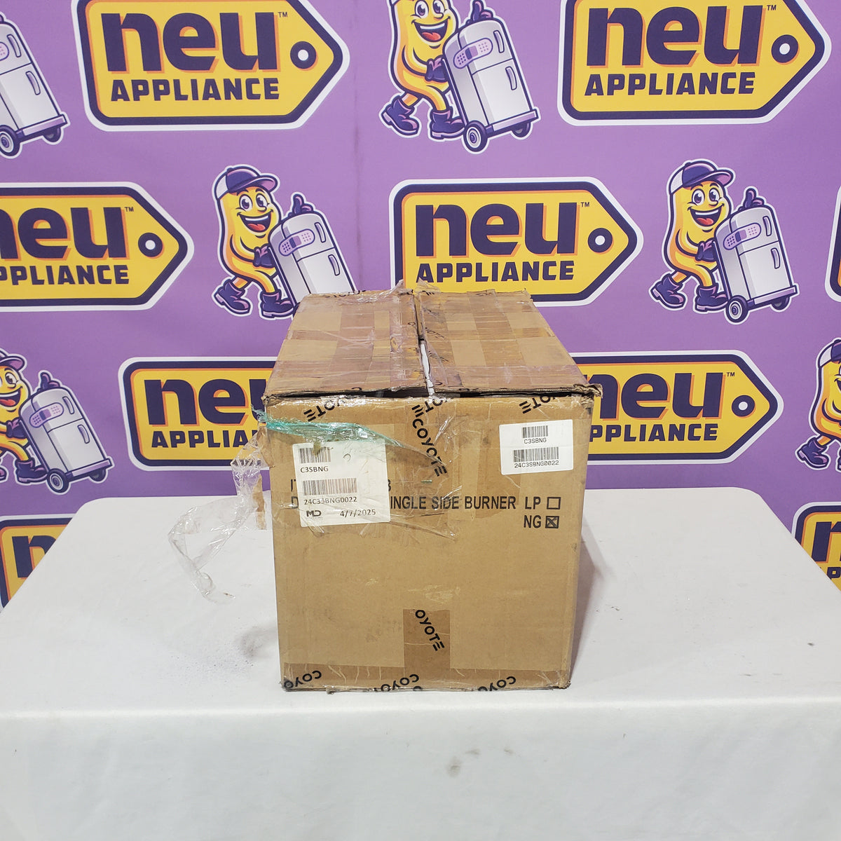 Coyote 12 Inch Built-In Natural Gas Single Side Burner C3SBNG - Open Box