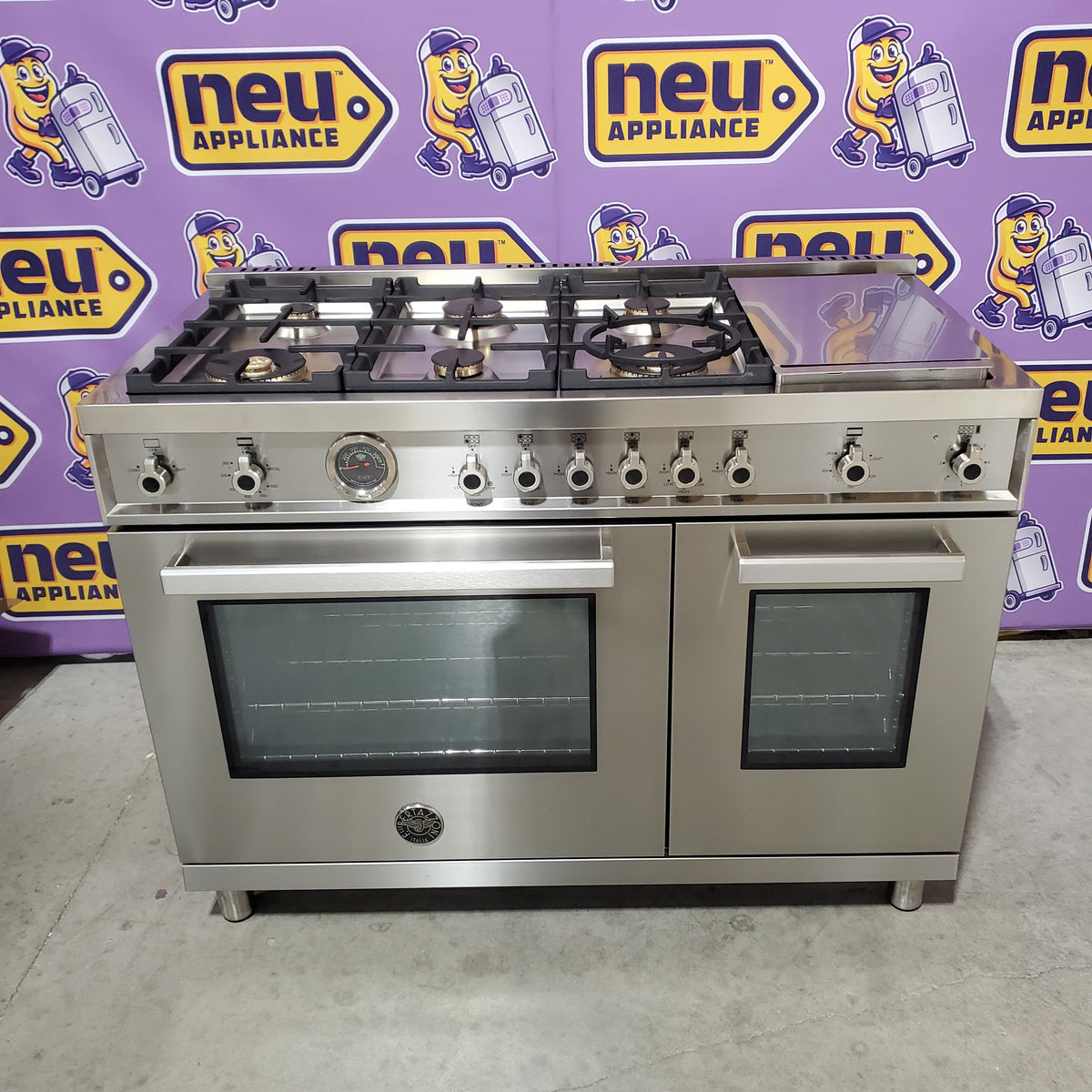 Bertazzoni 48 Inch Freestanding Gas Range with 6 Sealed Burners, 7.1 cu. ft. Total Capacity, Dual Convection, and Electric Griddle PRO486BTFGMXT - Scratch & Dent (Minor)