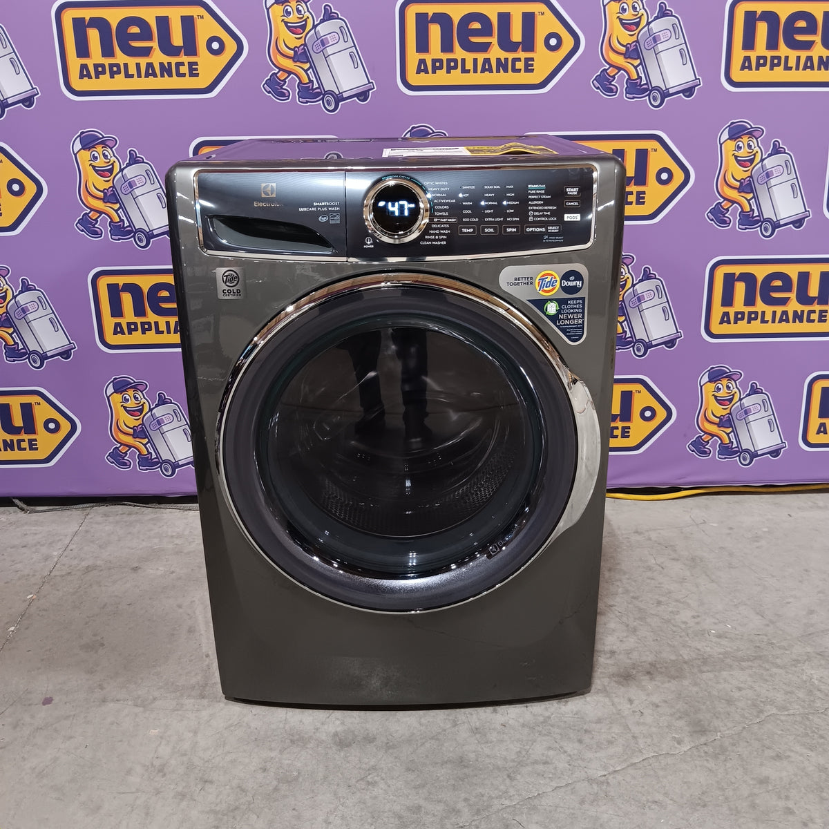 Electrolux Titanium Front Load 600 Series 4.5 Cu. Ft. Washer with Smartboost and Hand Wash Cycle 22521687 - ELFW7637AT - Open Box