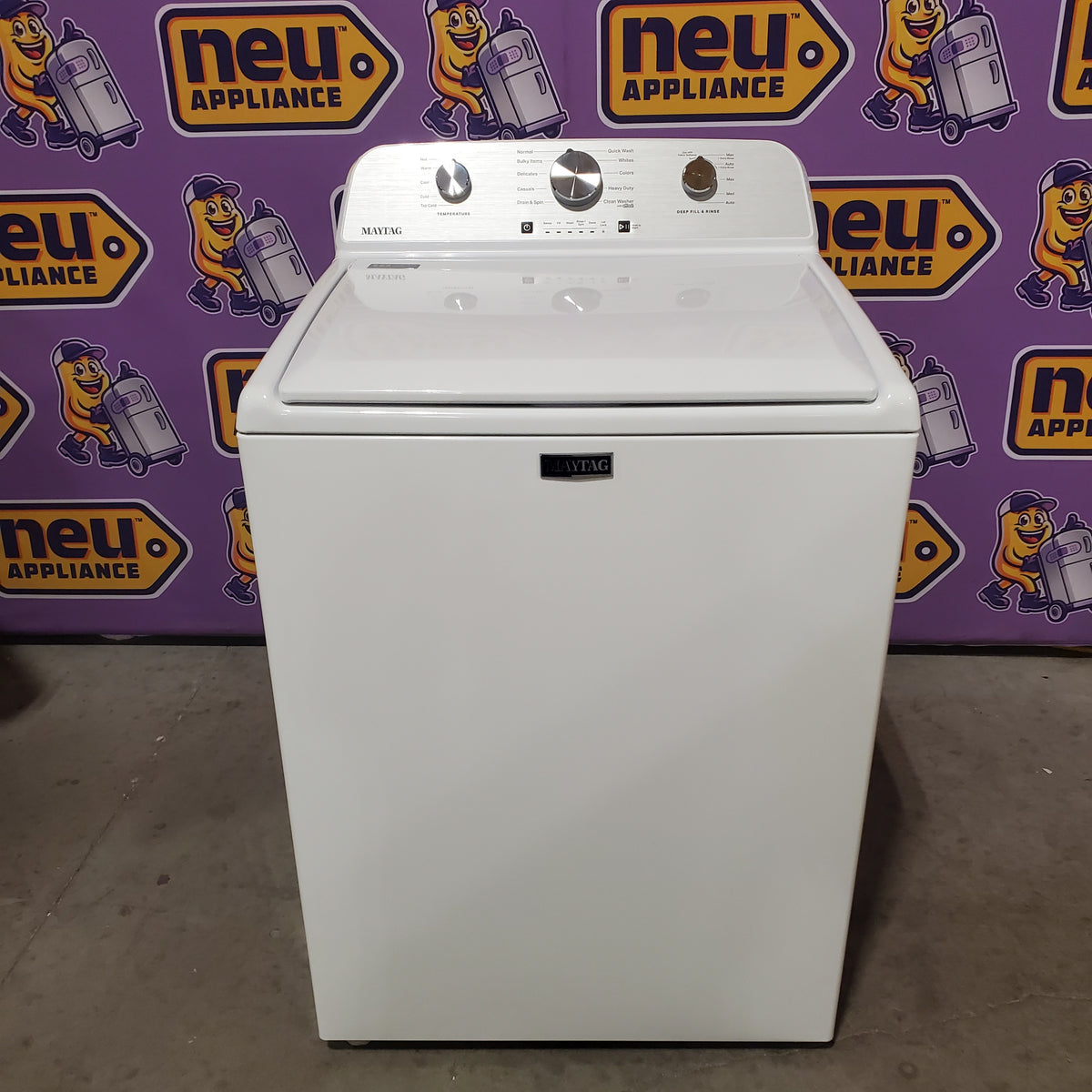 Maytag Top Load 4.5 Cu. Ft. Washer with Deep Fill in White MVW4505MW - Open Box