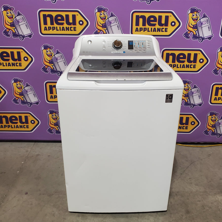 GE® 4.6 cu. ft. Capacity Washer with Stainless Steel Basket GTW680BSJWS - Certified Refurbished and GE® ENERGY STAR® 7.4 cu. ft. Capacity Aluminized Alloy Drum Electric Dryer with Sensor Dry GTD65EBSJWS - Certified Refurbished