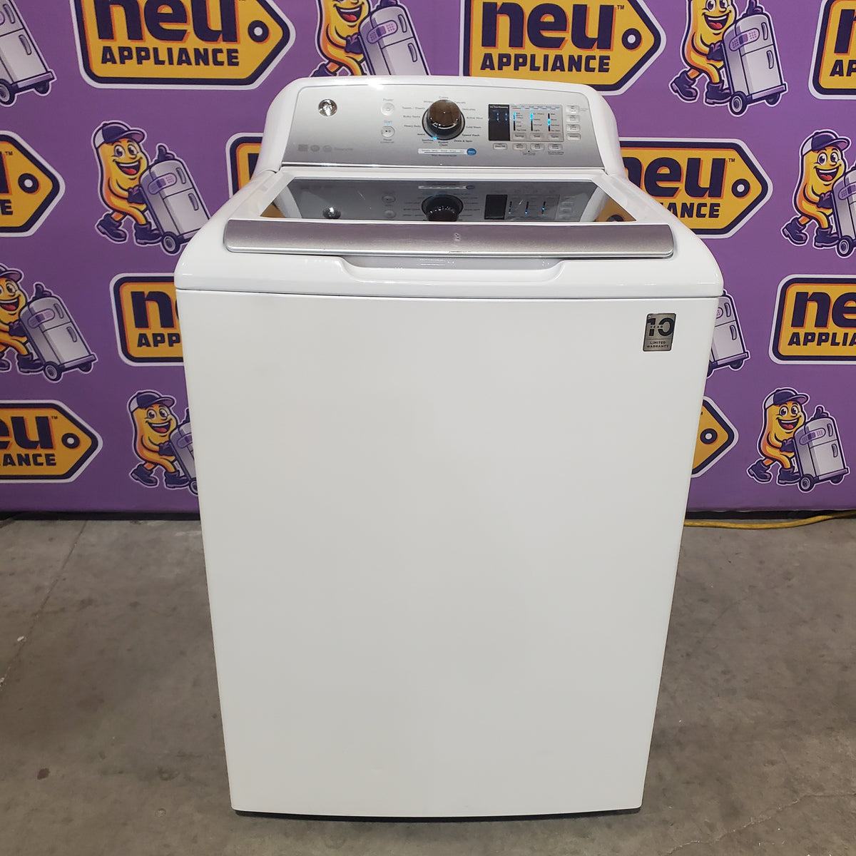 GE® 4.6 cu. ft. Capacity Washer with Stainless Steel Basket GTW680BSJWS - Certified Refurbished