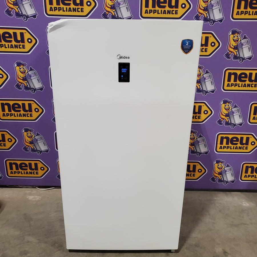 Midea 17 cu. ft. Convertible Upright Freezer in White MRU17F5AWW - Scratch & Dent (Moderate)