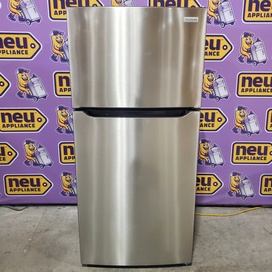 Frigidaire 30" Wide 20.0 Cu. Ft. Top Freezer Refrigerator in Stainless Steel LFTR2045VF - Scratch & Dent (Minor)