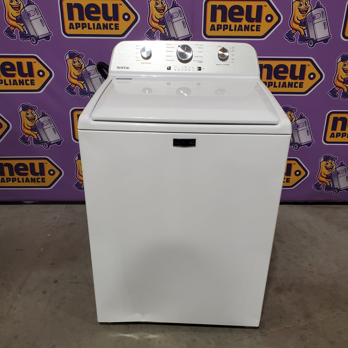 Maytag Top Load 4.5 Cu. Ft. Washer with Deep Fill in White MVW4505MW - Scratch & Dent (Moderate)