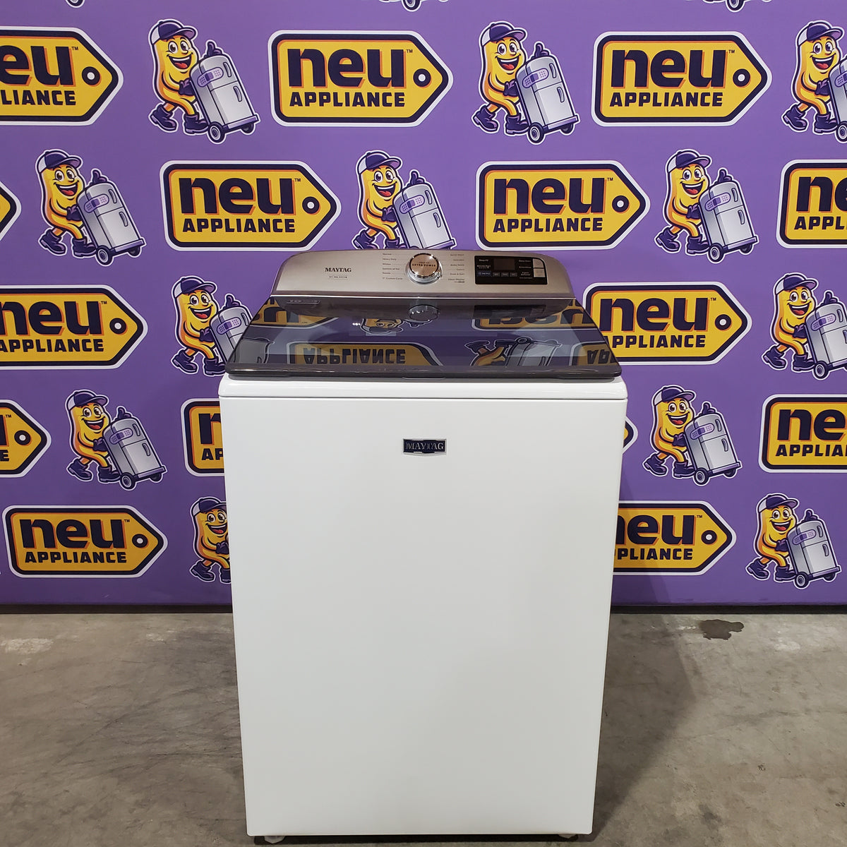 Maytag 5.3 cu. ft. Pet Pro Top Load Washer in White with Impeller, Extra Power and Sanitize Cycle with Oxi 22521689 - MTW7200RW - Scratch & Dent (Minor)