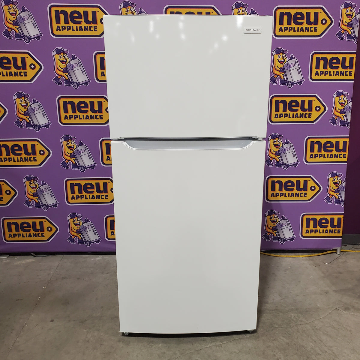 Frigidaire 20 Cu. Ft. Garage Ready Top Freezer Refrigerator in White 22121492 - FFTR2045VW - Scratch & Dent (Minor)