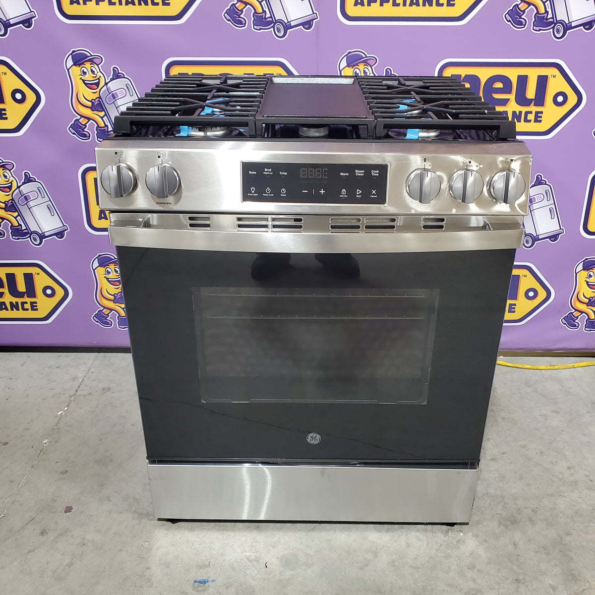 GE 30 in. 5-Burners Slide-In Gas Range in Stainless Steel with Crisp Mode GGS500SVSS - Scratch & Dent (Minor)