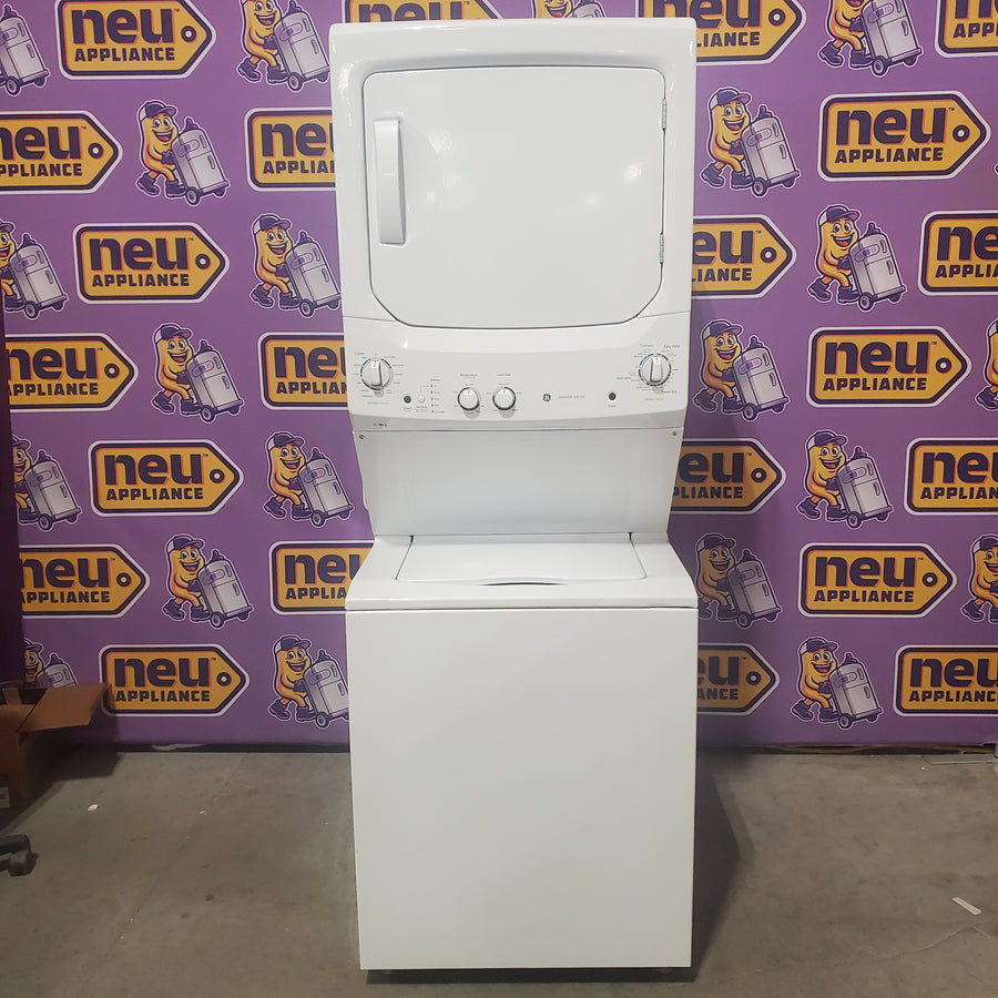 GE 3.8 cu. ft. Washer 5.9 cu. ft. Long Vent Electric Dryer Combo in White GUV27ESSMWW - Certified Refurbished