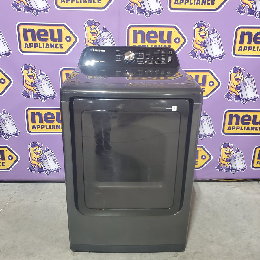 Samsung 7.4 cu. ft. Smart Electric Dryer with Sensor Dry in Brushed Black DVE47CG3500V - Scratch & Dent (Moderate)