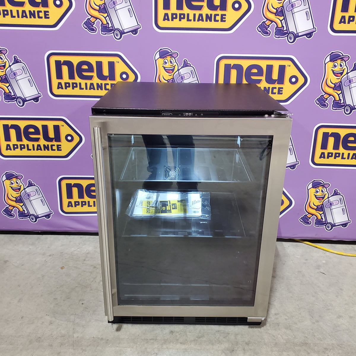 Marvel 24 Inch Built-In Beverage Center with 162 Can and 18 Wine Bottle Capacity, Dynamic Cooling Technology, and Thermal-Efficient Cabinet MLBV224SG01A - Open Box