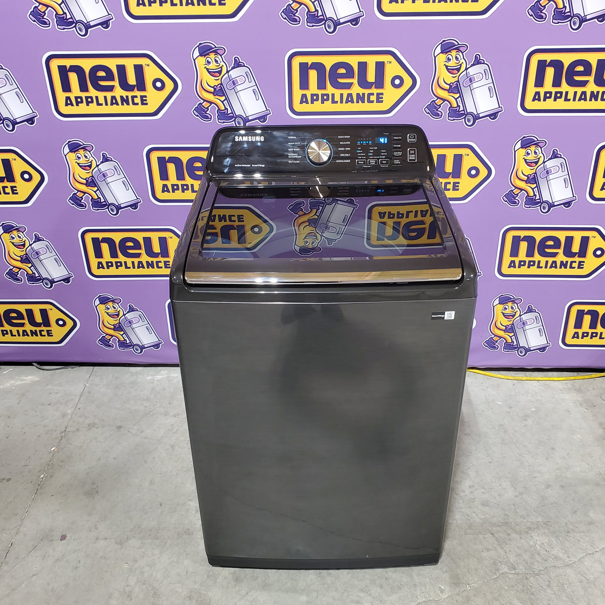 Samsung 4.7 cu. ft. Large Capacity Smart Top Load Washer with Active WaterJet in Brushed Black 22142790 - WA47CG3500AV - Open Box