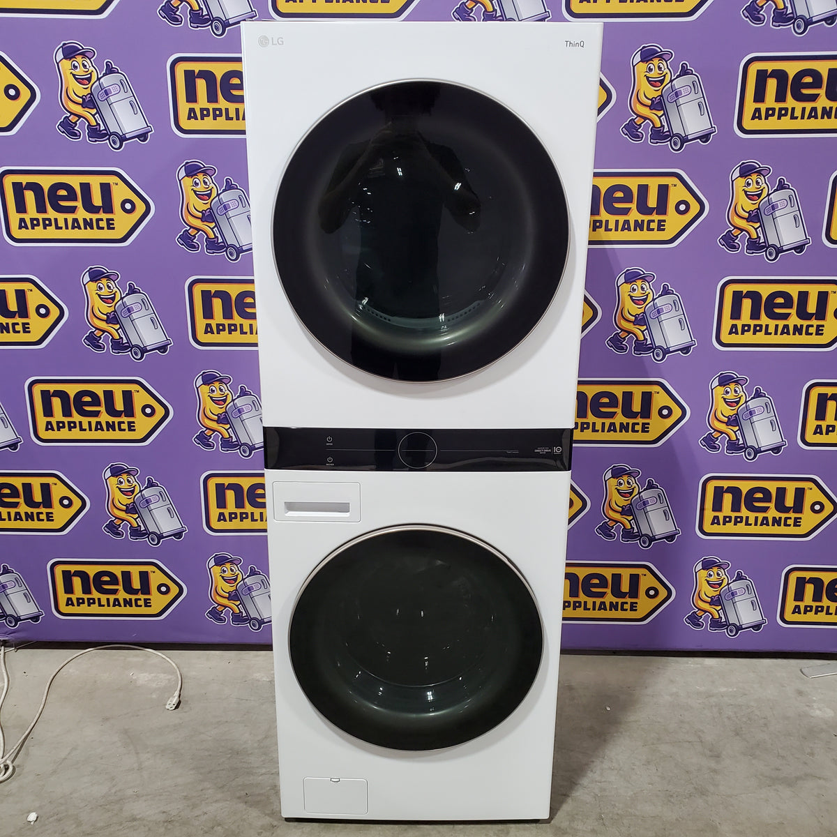 LG Front Load Wash Tower with Center Control 4.5 Cu. Ft. Washer and 7.4 Cu. Ft. Dryer WKE100HWA - Scratch & Dent (Minor)
