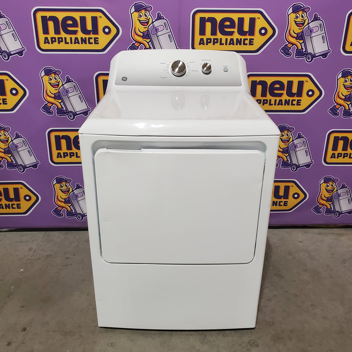 GE White Electric 7.2 Cu. Ft. Capacity Dryer with Up to 120 Ft. Venting and Reversible Door GTD38EASWWS - Certified Refurbished