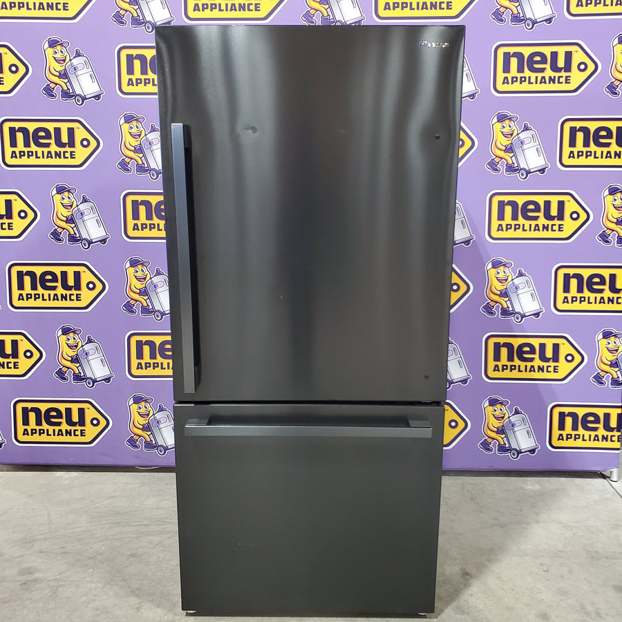Hisense Counter Depth Bottom Freezer 17.2 Cu. Ft. Refrigerator with LED Lighting and Super Cool and Super Freeze in Fingerprint Stainless Steel 22221422 - HRB171N6ASE - Scratch and Dent (Moderate)