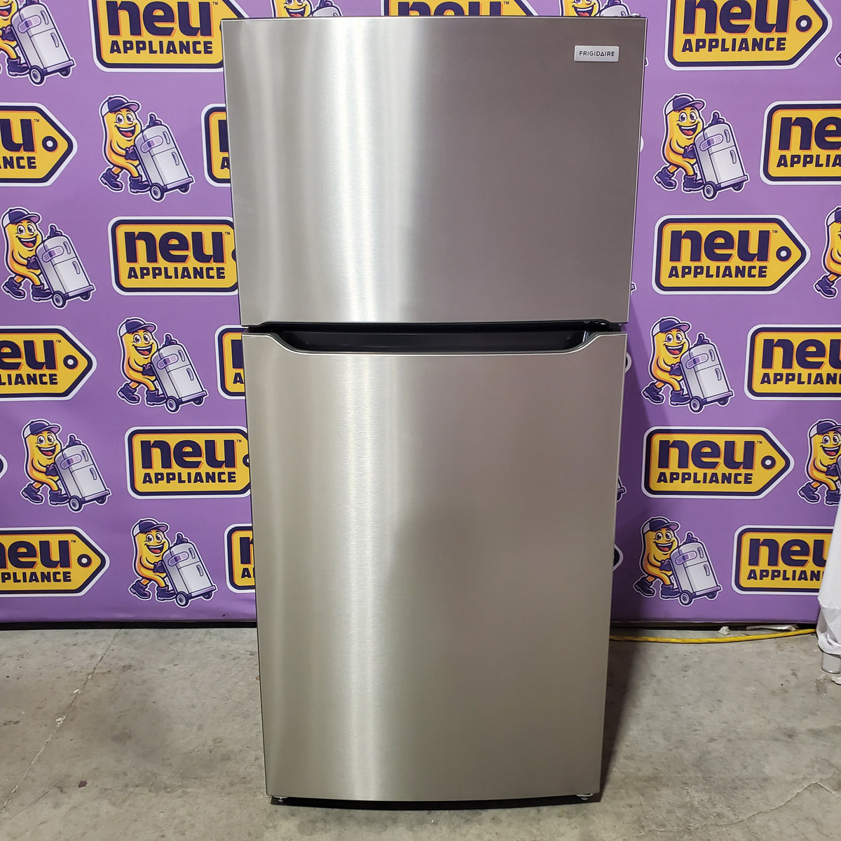 Frigidaire 30" Wide 20.0 Cu. Ft. Top Freezer Refrigerator in Stainless Steel LFTR2045VF - Scratch & Dent (Moderate)