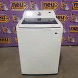 Samsung 4.5 cu. ft. Top Load Washer with Vibration Reduction Technology+ in White WA45T3200AW - Scratch & Dent (Minor)