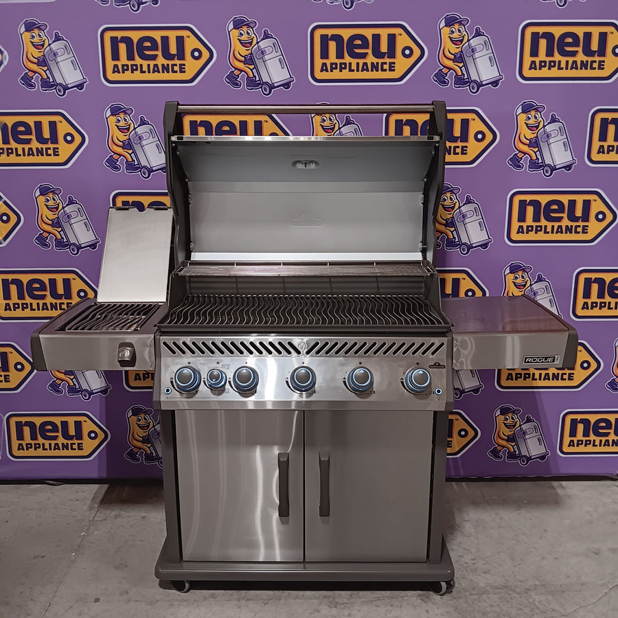 NAPOLEON Rogue PRO 625 Series Black 5-Burner Infrared Natural Gas Grill 1-Side Burner RP625SIB - Open Box