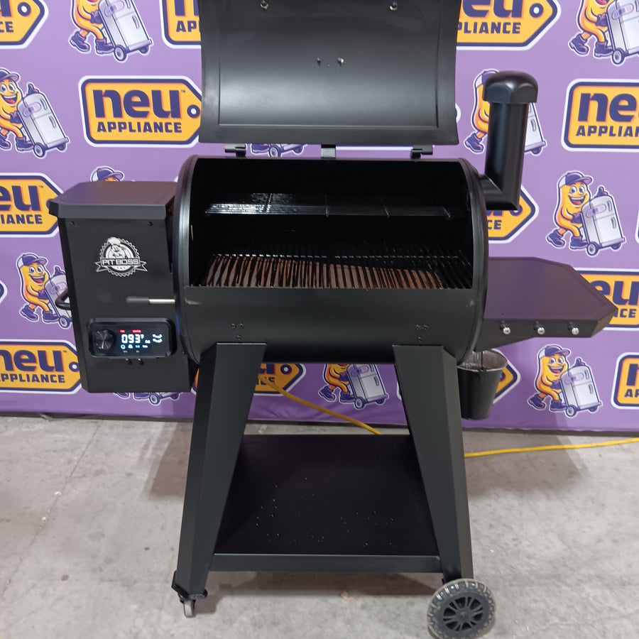 Pit Boss 700 DX Series 740-Sq. in Black Pellet Grill 22321478 - PB700DX - Certified Refurbished