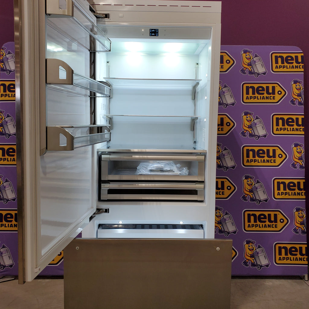 Pictures of Bertazzoni Built-In Bottom Freezer Refrigerator with 19.6 Cu. Ft. Total Capacity, Touch-Controls, Lateral Airflow System, and Ice Maker 11113304 - REF36BMBIXLT - Scratch & Dent (Minor) - Neu Appliance Outlet - Discount Appliance Outlet in Austin, Tx