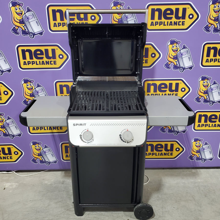 Weber Spirit E-210 Black 2-Burner Liquid Propane Gas Grill 1501000 - Scratch & Dent (Minor)