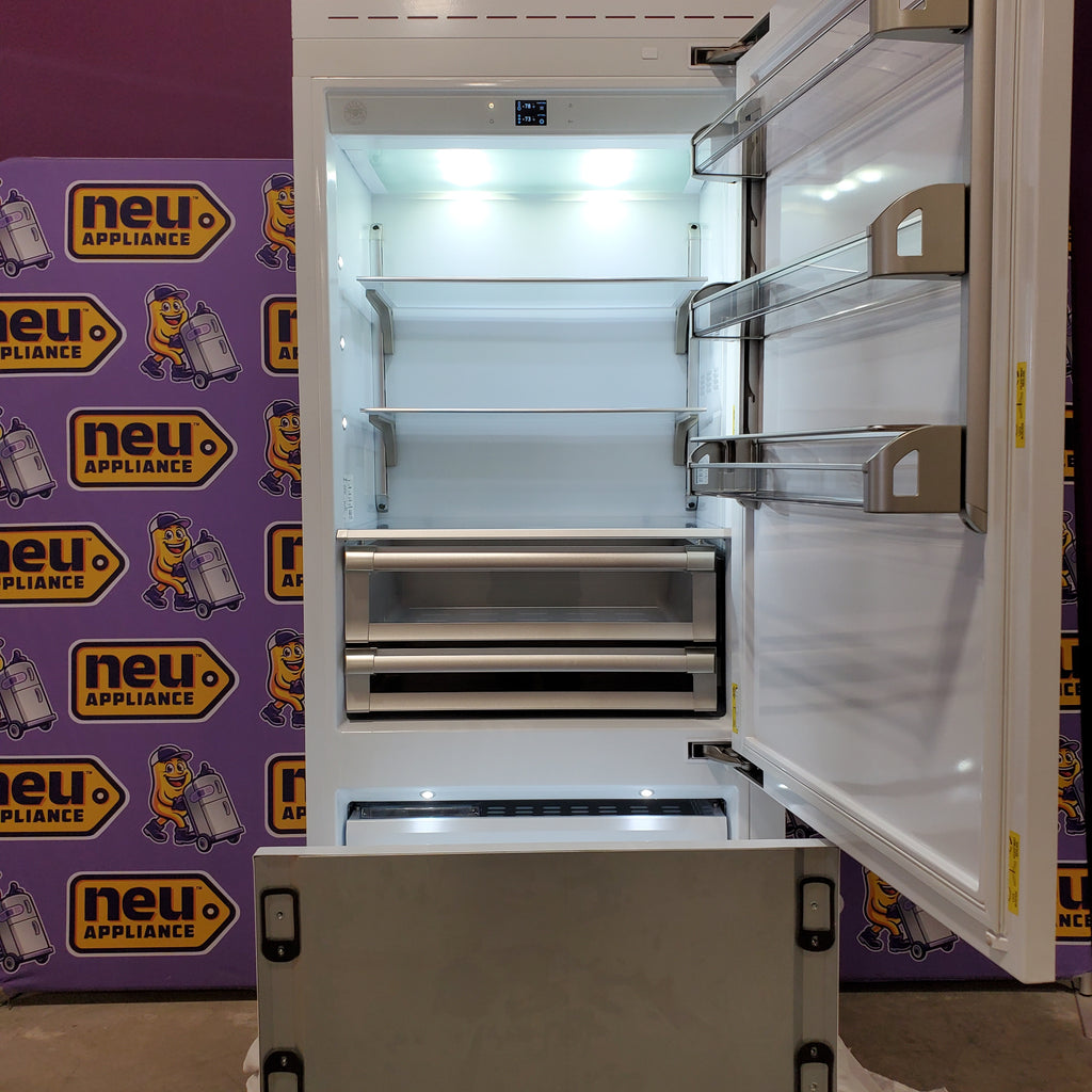 Pictures of Bertazzoni Built-in Bottom Mount Refrigerator with Ice Maker 11113159 - REF36BMBIPRT - Open Box - Neu Appliance Outlet - Discount Appliance Outlet in Austin, Tx
