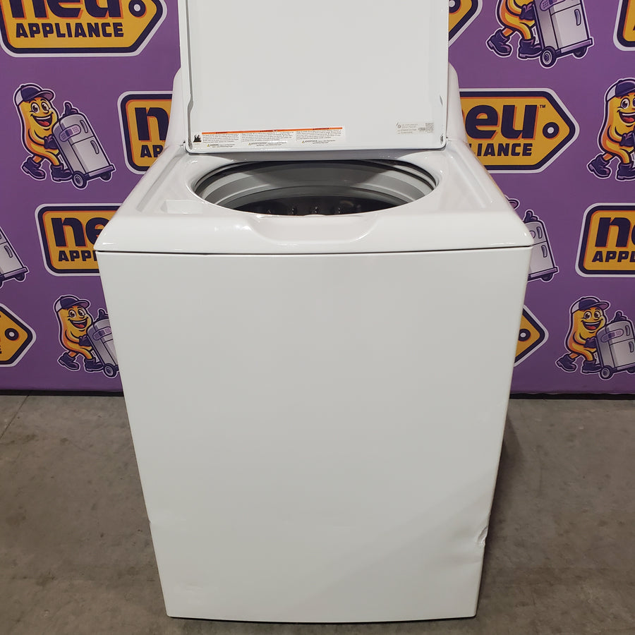 GE 4.5 cu. ft. Capacity Washer with Stainless Steel Basket in White GTW465ASNWW - Certified Refurbished and GE White Electric 6.2 Cu. Ft. Capacity Dryer with Shallow Depth and Up to 120 Ft. Venting Capability 16289 - GTD45EASJWS - Open Box
