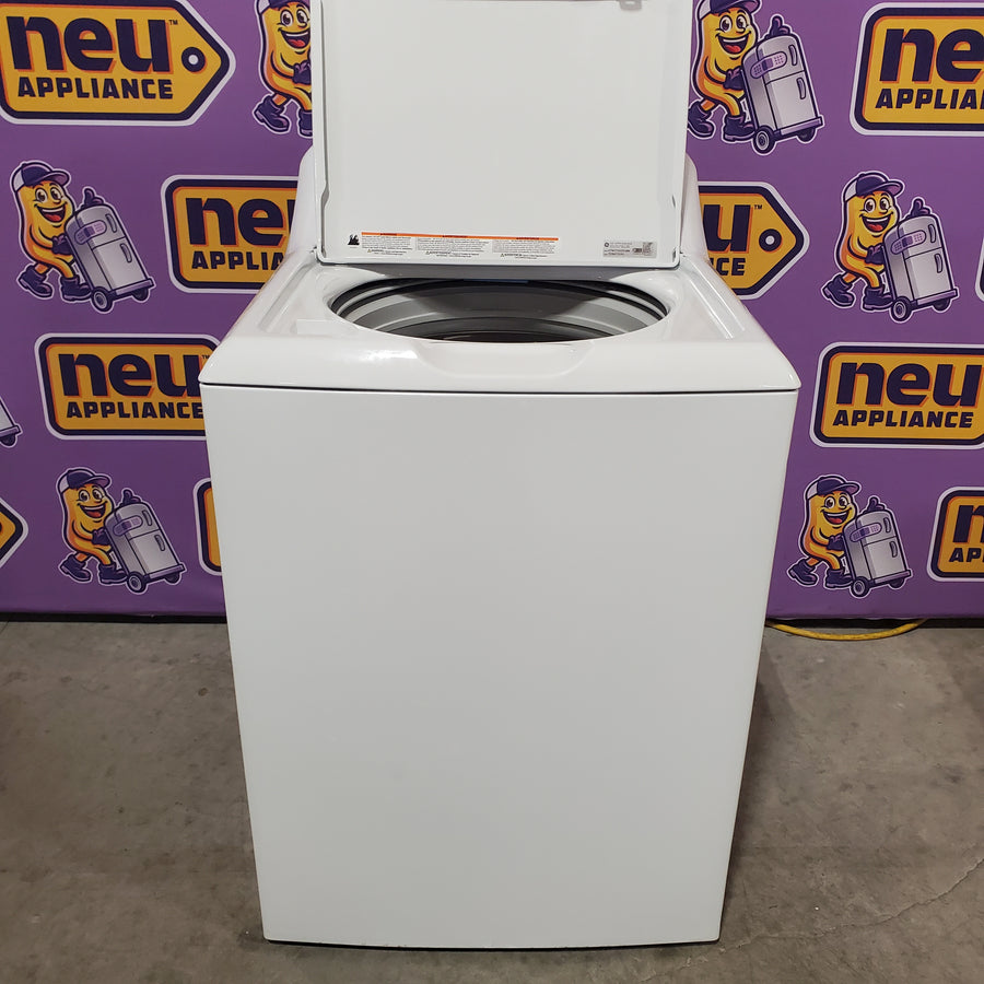 GE® 4.2 cu. ft. Capacity Washer with Stainless Steel Basket - GTW335ASNWW & GE 6.2 cu. ft. Capacity Electric Dryer with Up To 120 ft. Venting and Shallow Depth 16303 - Certified Refurbished