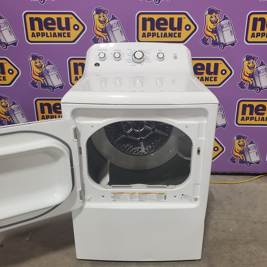 GE® 6.2 cu. ft. Capacity Aluminized Alloy Drum Electric Dryer GTX42EASJWW - Certified Refurbished