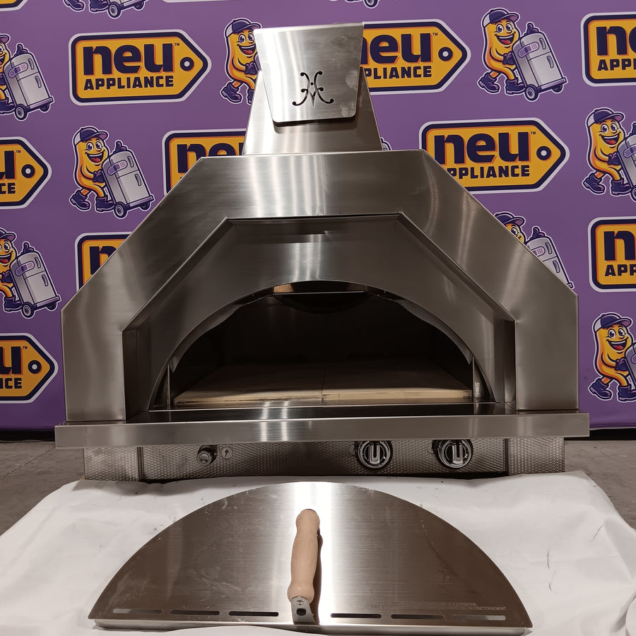 Hestan 33 Inch Campania Outdoor Pizza Oven with 449 sq. in. Cooking Area, 19,000 BTUs, Ceramic Decking, Performance Burner, Safety Valve, Spark-Ignition System AGPO33NG - Open Box