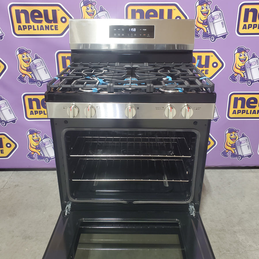 Frigidaire 5 Burner Freestanding Gas Range in Stainless Steel with Quick Boil and Steam Clean FCRG3062AS - Scratch & Dent (Minor)