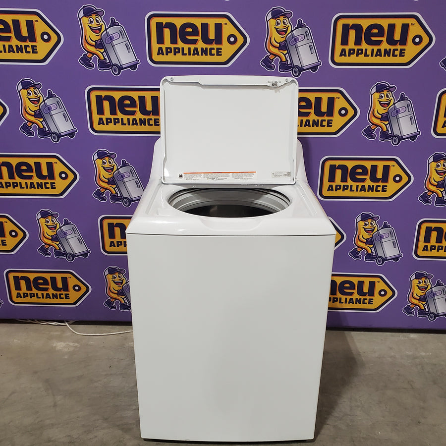 GE® 4.5 cu. ft. Capacity Washer with Stainless Steel Basket in White GTW465ASNWW - Certified Refurbished and GE White Electric 7.2 Cu. Ft. Dryer with Aluminized Alloy Drum GTD42EASJWW - Certified Refurbished